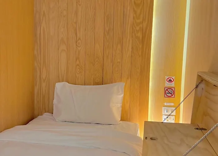 膠囊旅館 博克斯特曼谷机场胶囊旅馆